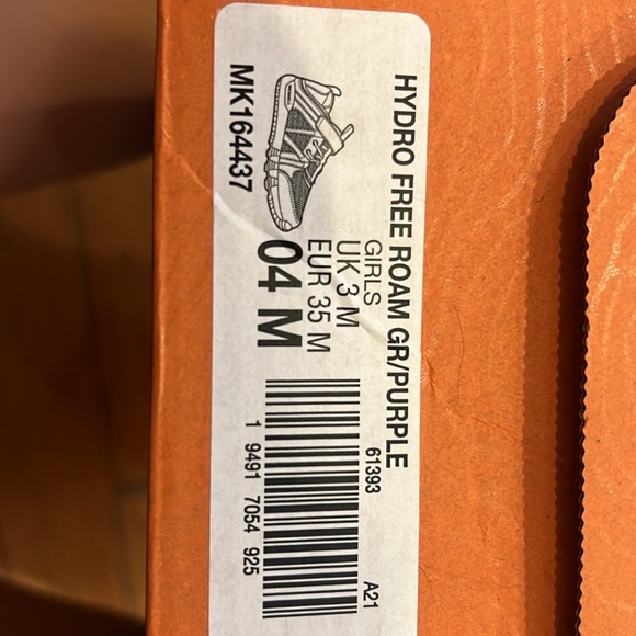 New Grey Merrell with Velcro - Picture 6 of 7